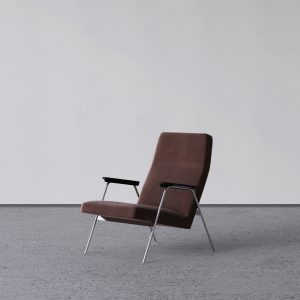 L2 armchair